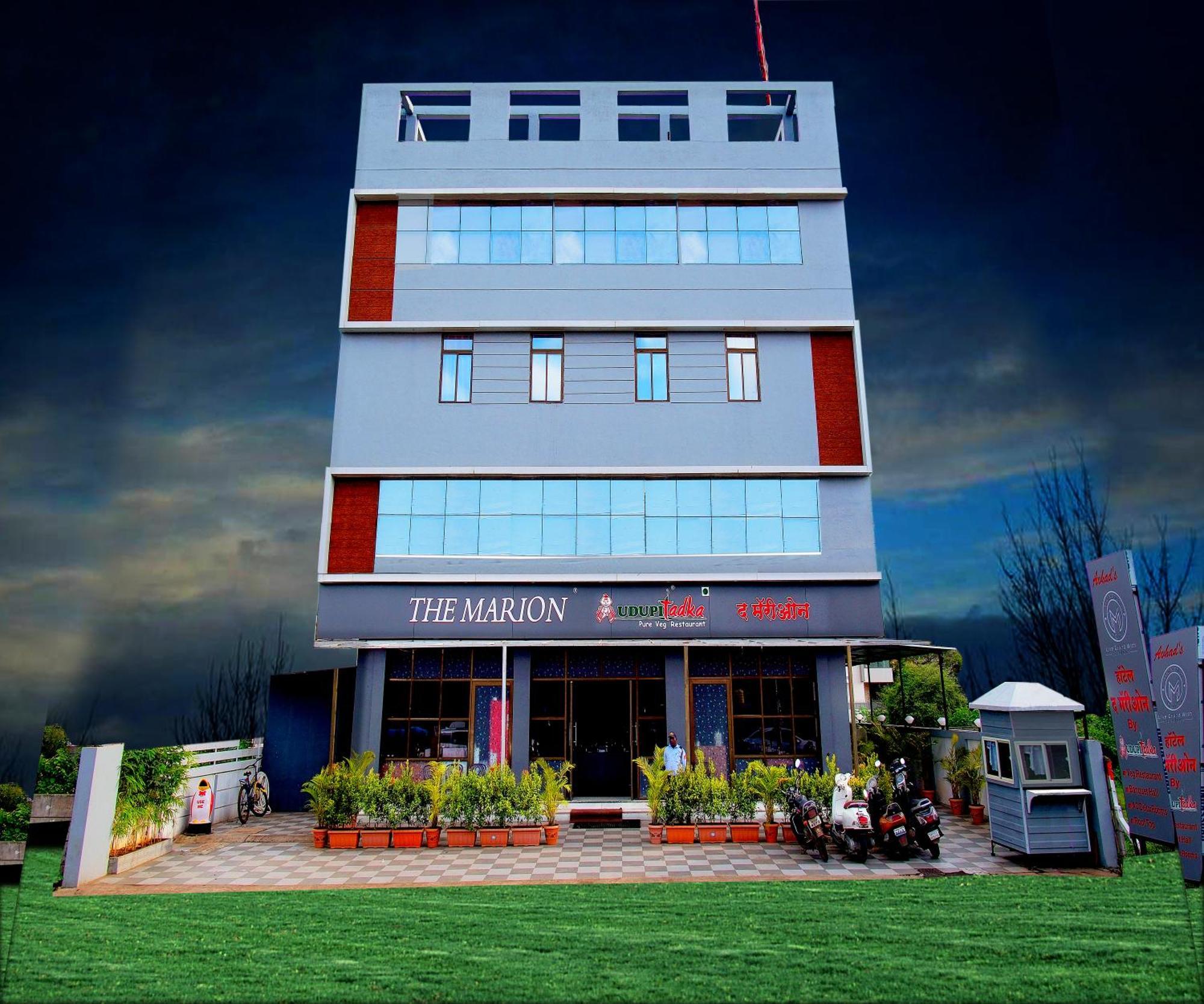Hotel The Marion Nashik Bagian luar foto