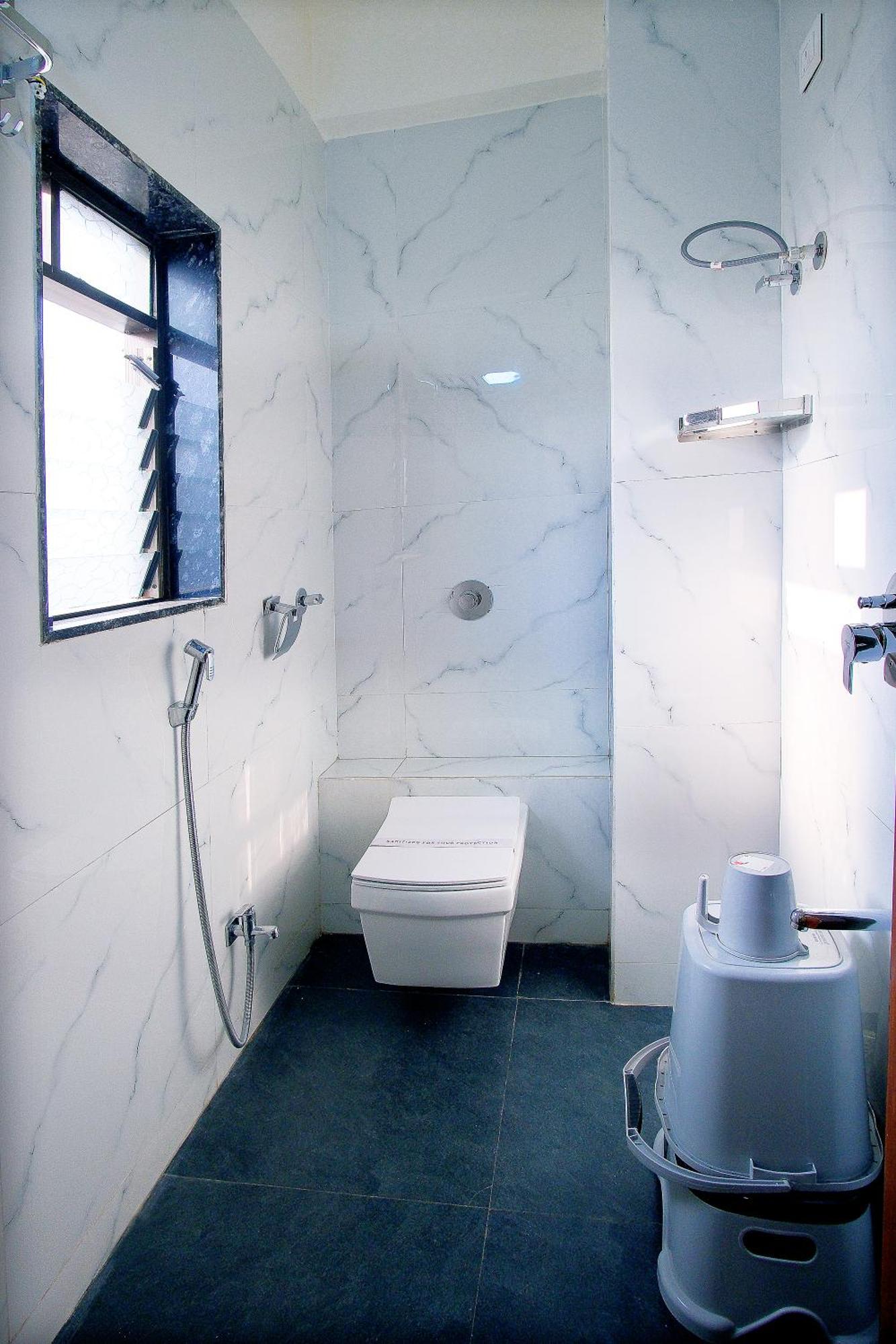 Hotel The Marion Nashik Bagian luar foto